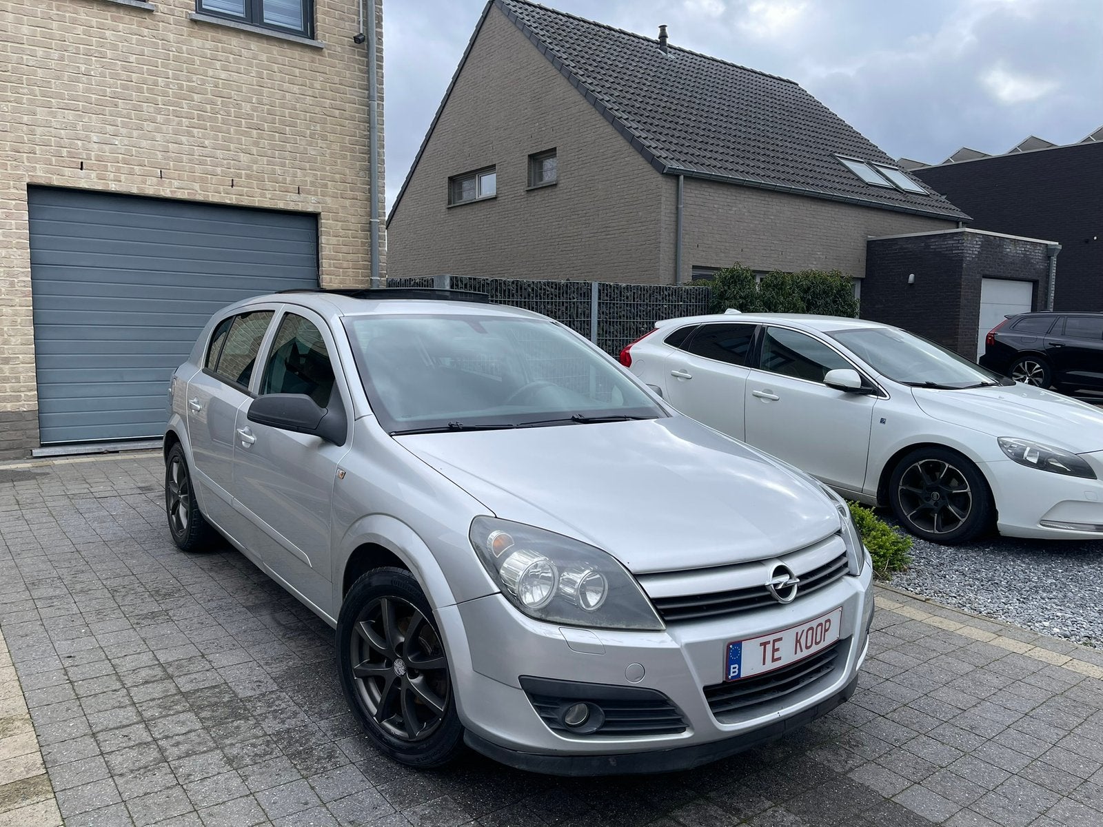 Opel Astra H 2004 1.4 Benzine 5-deurs Gekeurd 3450€, Auto's, Voorwielaandrijving, Stof, 4 cilinders, Bedrijf