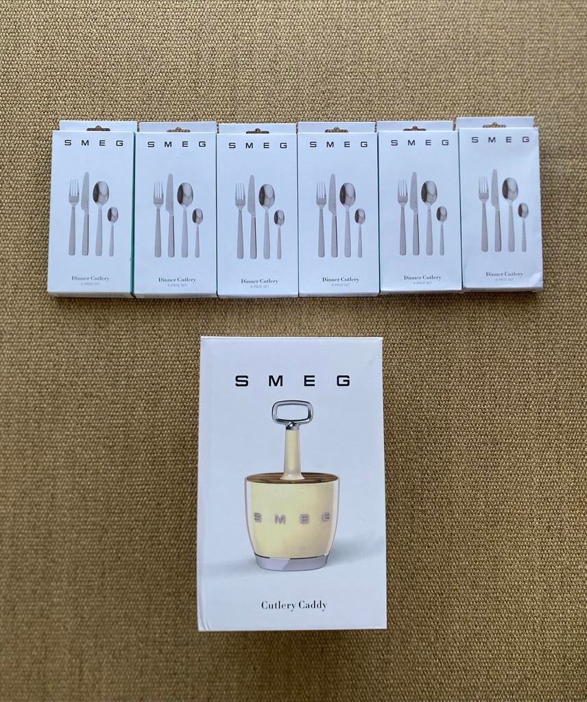 Porte-couverts SMEG +6 lot de couverts, Maison & Meubles, Cuisine | Couverts, Comme neuf, Argent, Enlèvement ou Envoi