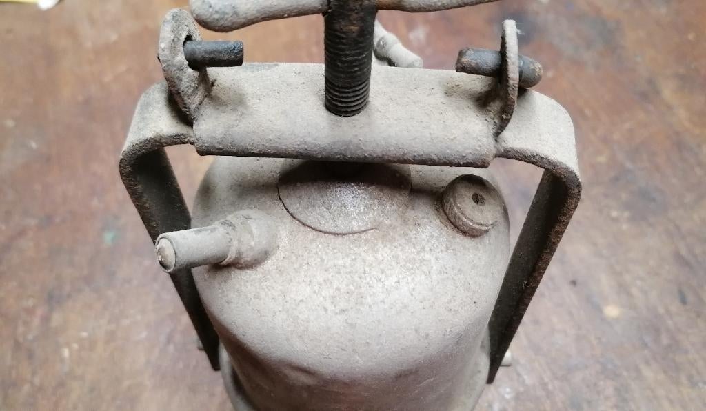 Lampe carbure mineur ancienne, Envoi