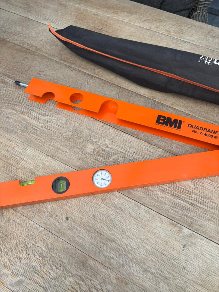 WINKELFIX CLASSIC - HOEKMETER MET ANALOGE WEERGAVE 0-180+, Ophalen, Zo goed als nieuw