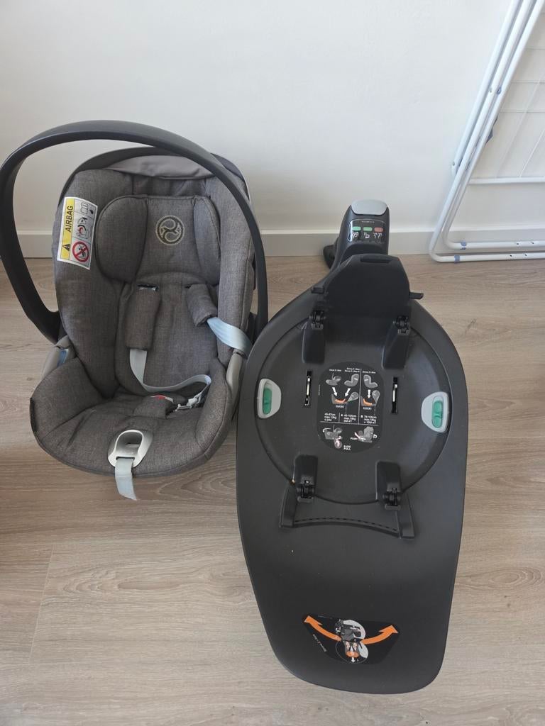 Cybex cloud z en isofix base, Enlèvement, Isofix