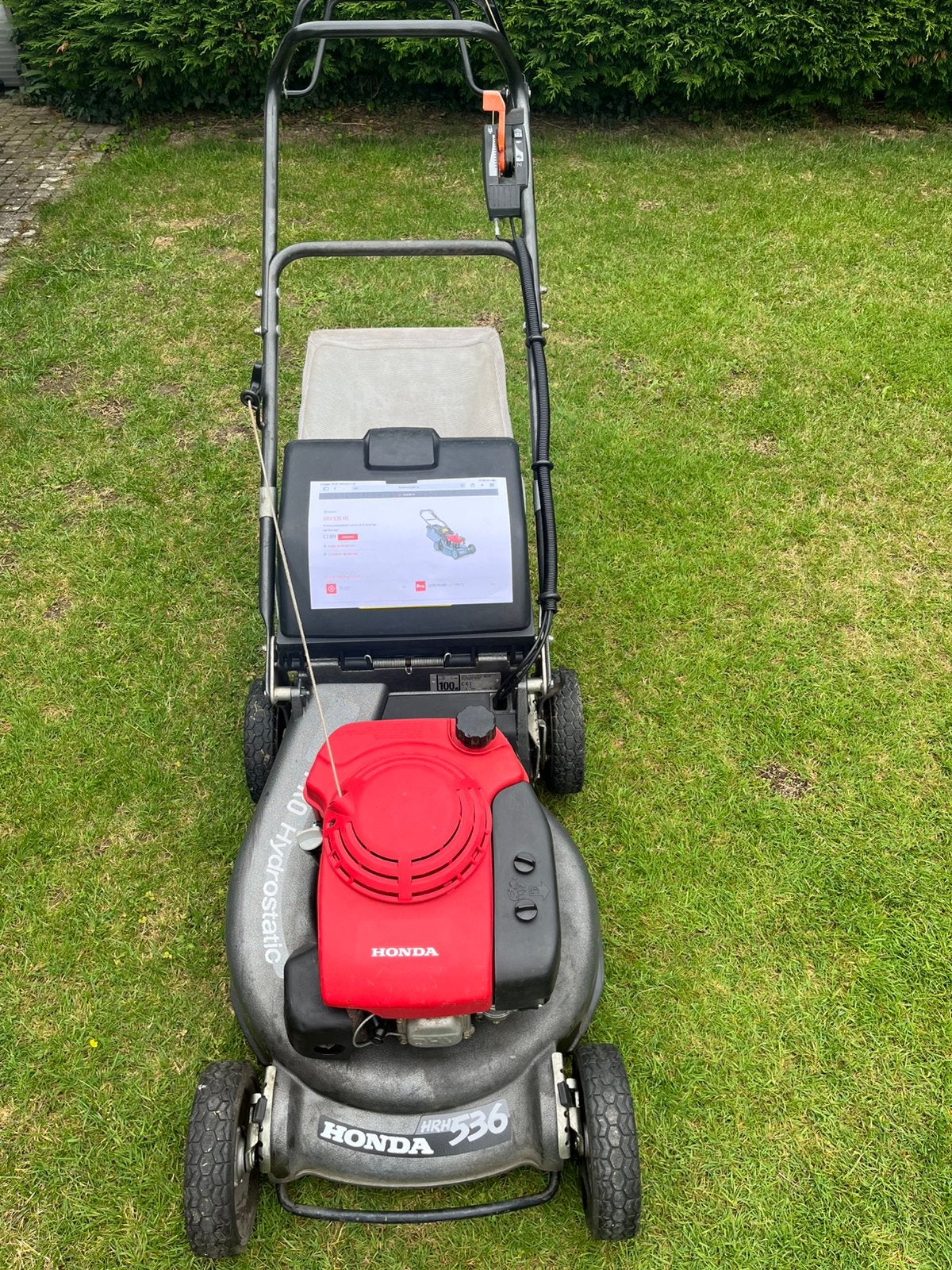 Tondeuse honda hrh536, Tondeuses à gazon à essence, Utilisé, Sac de ramassage, Enlèvement
