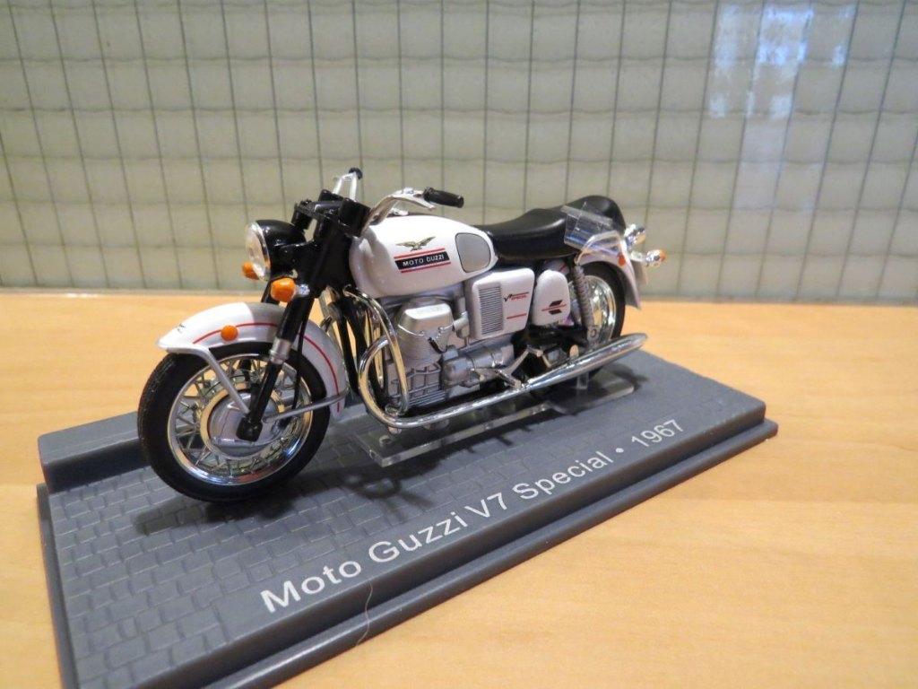 Moto Guzzi V7 Special 1:24, Hobby & Loisirs créatifs, Voitures miniatures | 1:24, Enlèvement ou Envoi, Neuf, Moteur, Autres marques