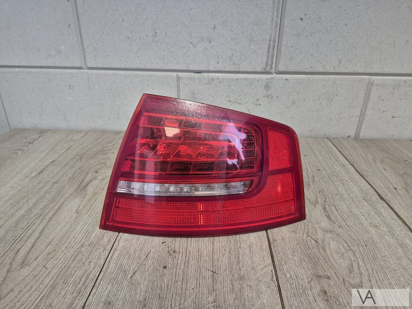 Achterlicht rechts Audi a8 2006 tot 2009 LED origineel €200, Autos : Pièces & Accessoires, -, Audi, Utilisé, -