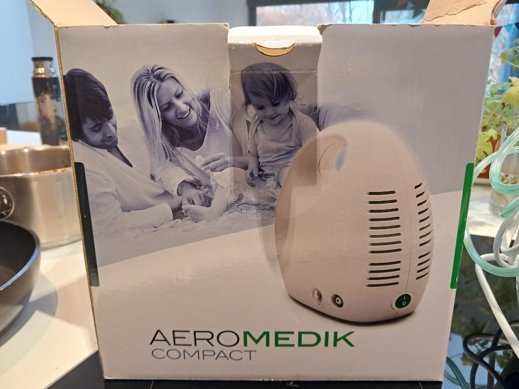 Aeromedik Compact aerosoltoestel, Ophalen, Zo goed als nieuw, Overige typen