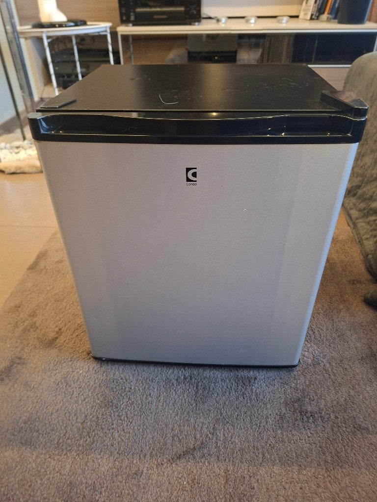 Mini koelkast, Elektronische apparatuur, Ophalen