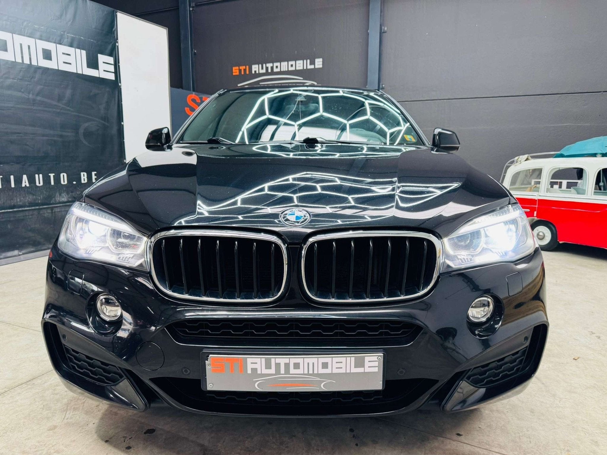 BMW X6 * VENTES POUR MARCHAND OU EXPORT * (bj 2017), Auto's, Automaat, Gebruikt, 2993 cc, SUV of Terreinwagen