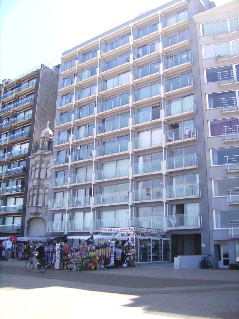 TE HUUR: LUXE APPARTEMENT ZEEDIJK MIDDELKERKE, Vakantie, Vakantiehuizen | België, 2 slaapkamers, Antwerpen of Vlaanderen, Internet
