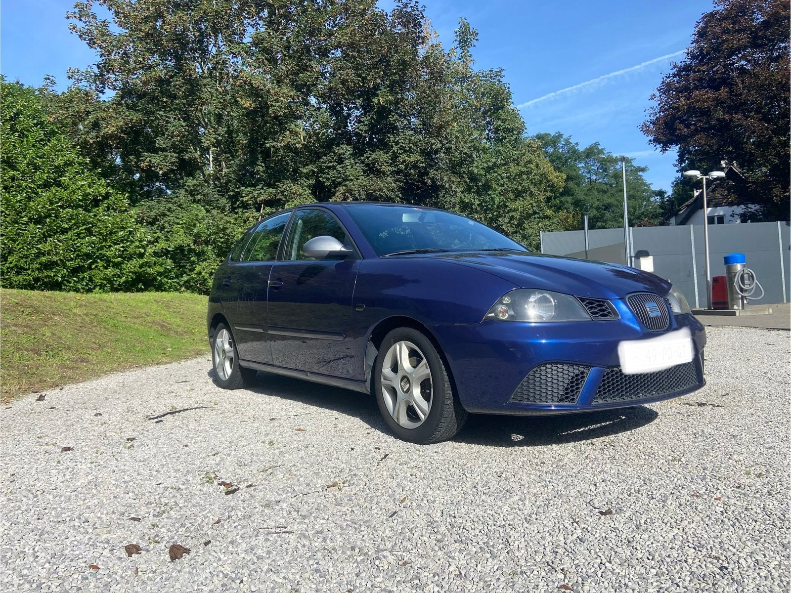 SEAT IBIZA (GEKEURD VOOR VERKOOP), Auto's, Voorwielaandrijving, Stof, Zwart, 4 cilinders