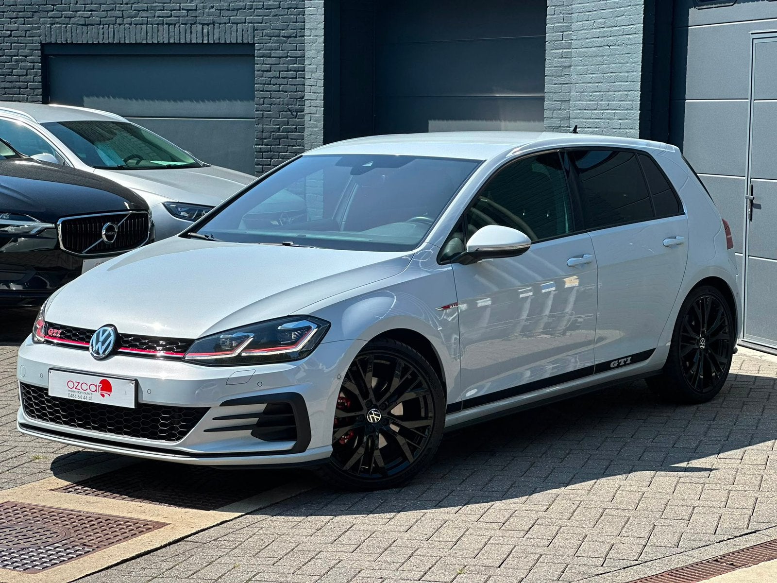 Volkswagen Golf 7 GTI 2.0 TSI DSG 230pk *Topstaat*1JGarantie, Autos, Cuir, Argent ou Gris, Achat, https://public.car-pass.be/vhr/8b0c52d4-d8f7-4d85-a816-16deb8be01b9