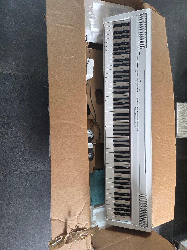 Piano YAMAHA P-125, Musique & Instruments, Enlèvement ou Envoi, Neuf, Blanc, Piano
