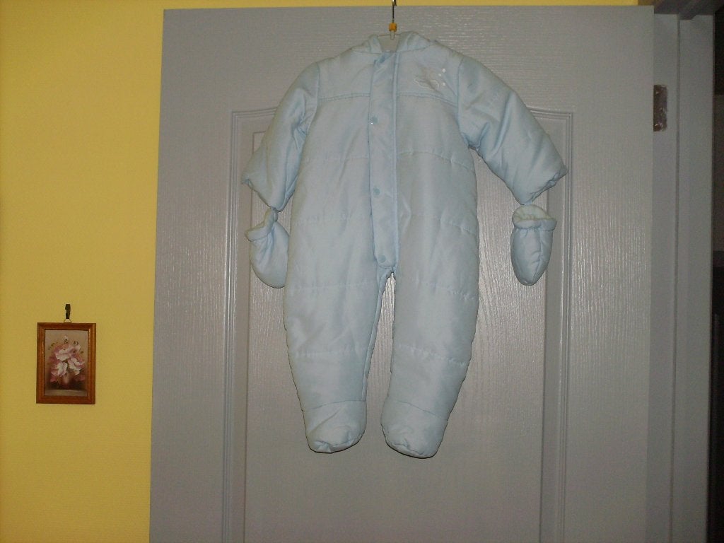 a vendre combinaison bébé, Kinderen en Baby's, Babykleding | Maat 68, Overige typen, Nieuw, Ophalen of Verzenden, Z