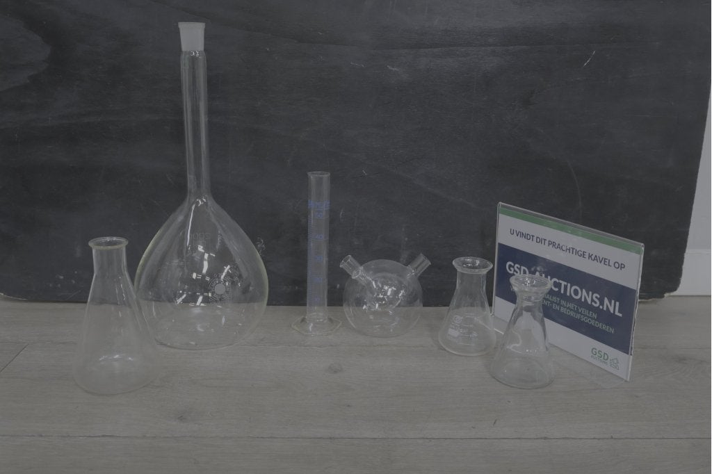 Set glazen laboratoriumbekers