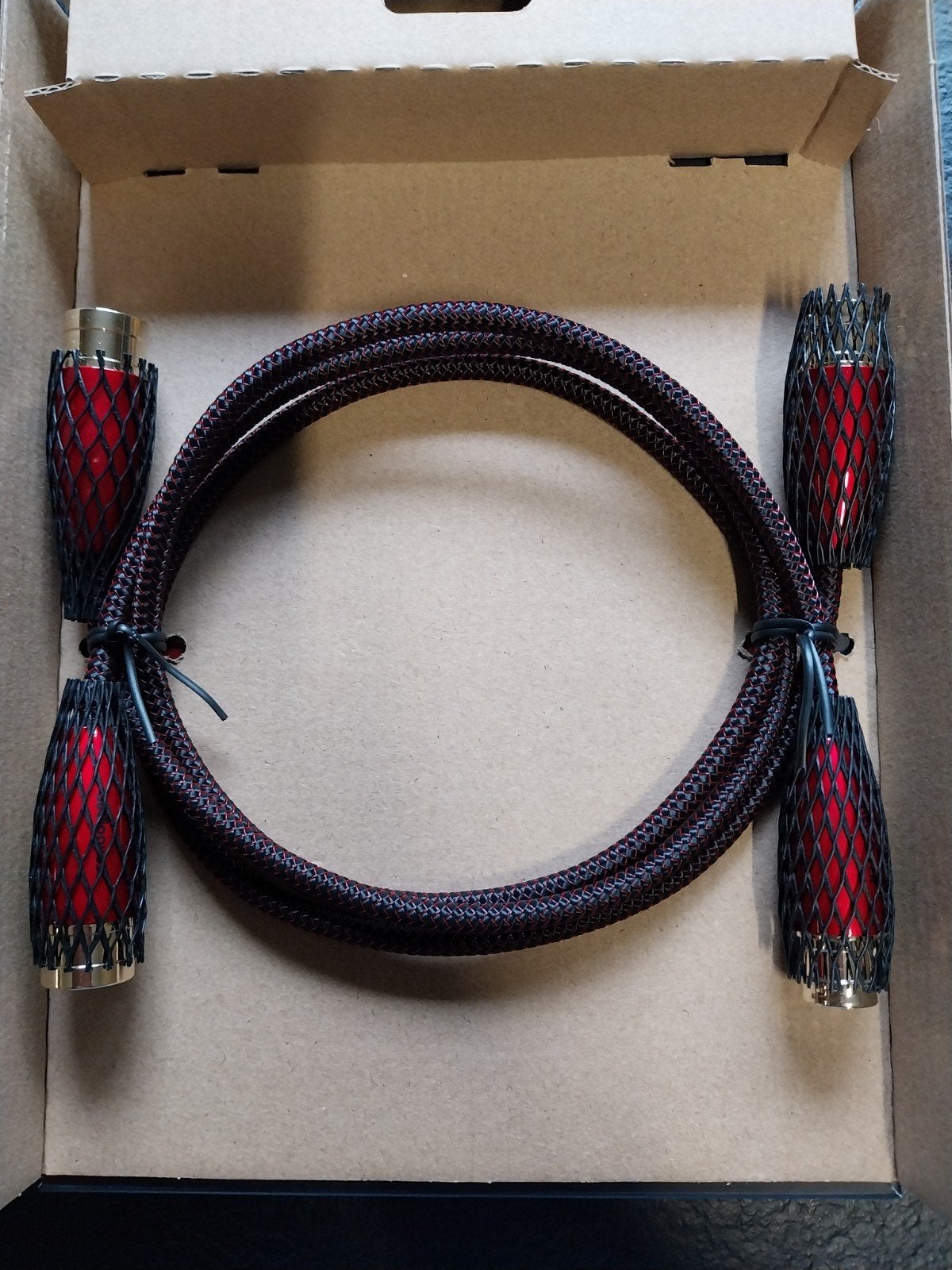 Audioquest Red River XLR 0,75 m, TV, Hi-fi & Vidéo, Câbles audio & Câbles de télévision, Enlèvement ou Envoi, Neuf, Moins de 2 mètres