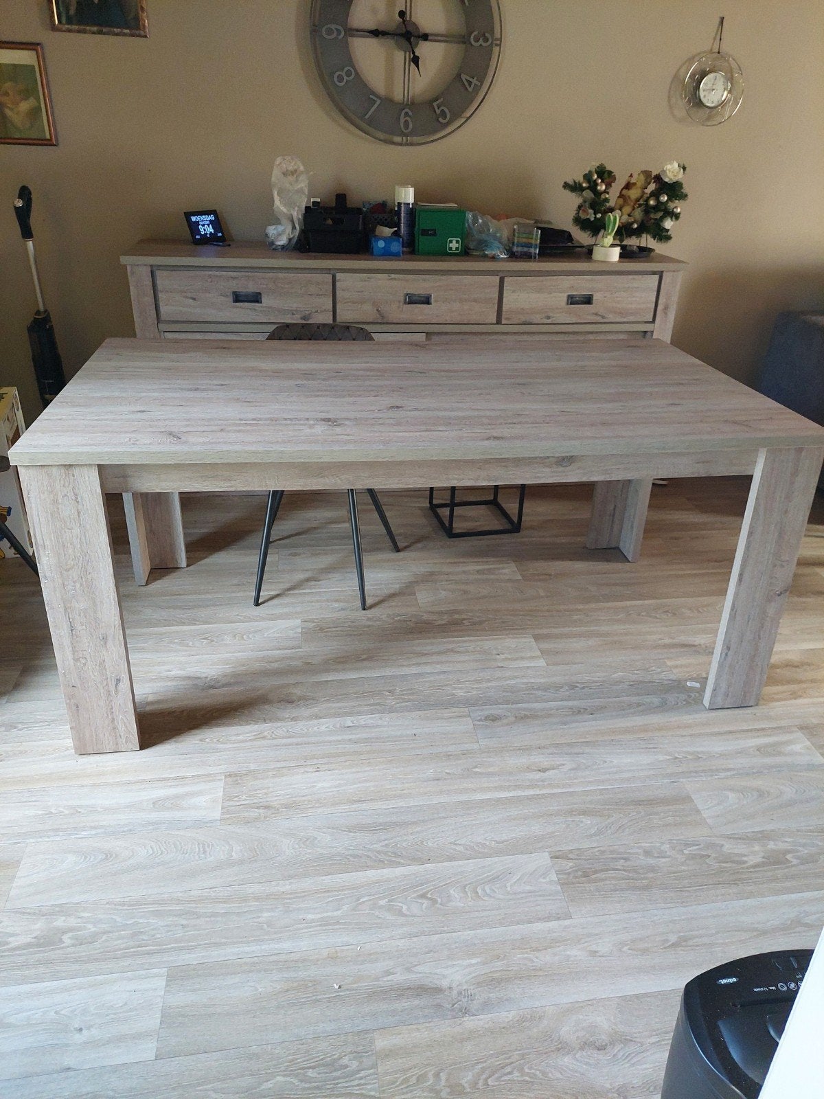 Eetkamertafel, Ophalen