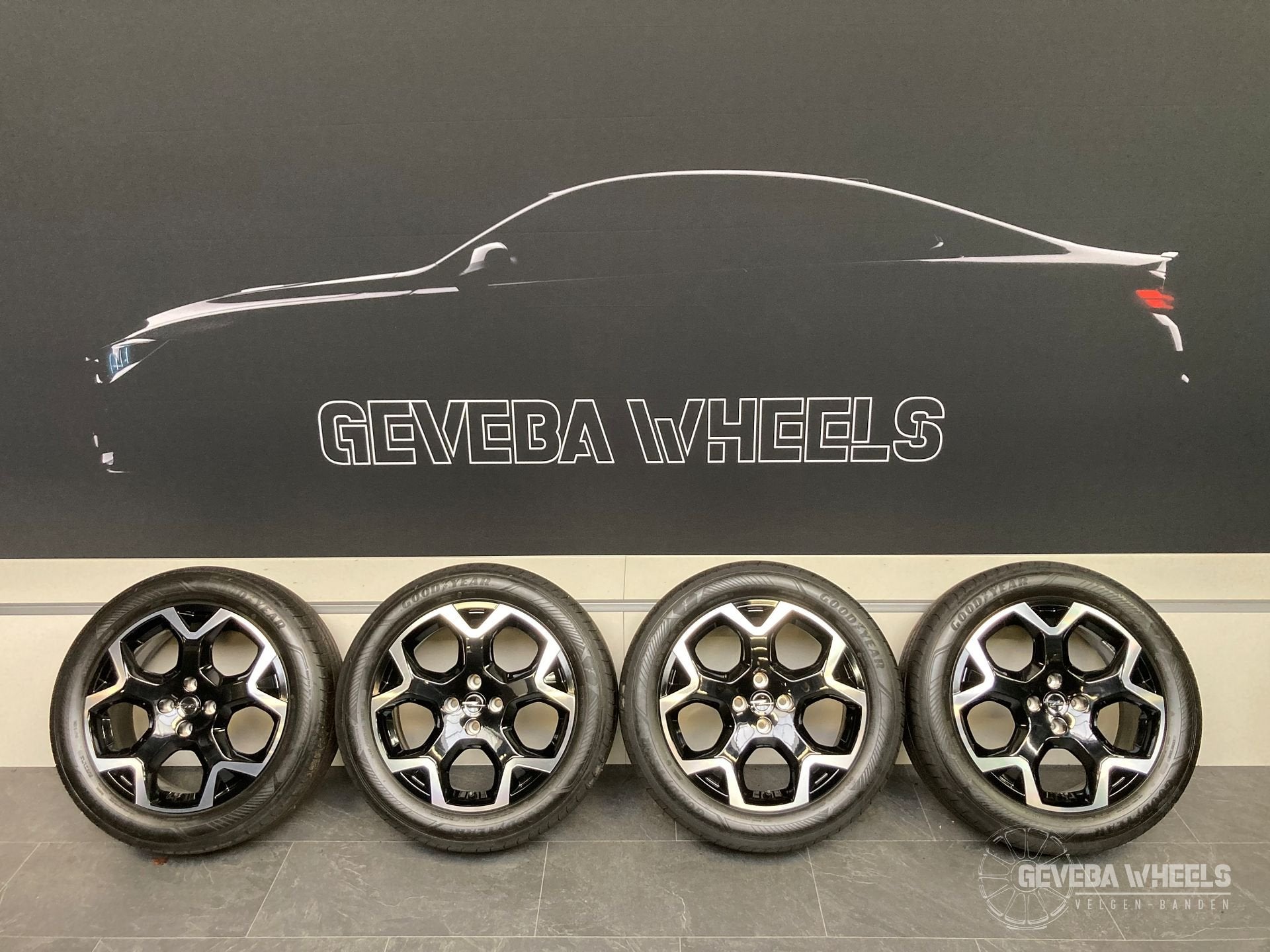 18” originele Opel Mokka B velgen + banden DEMO 4x108 983509, Autos : Pièces & Accessoires, Pneus et Jantes, 215 mm, Véhicule de tourisme