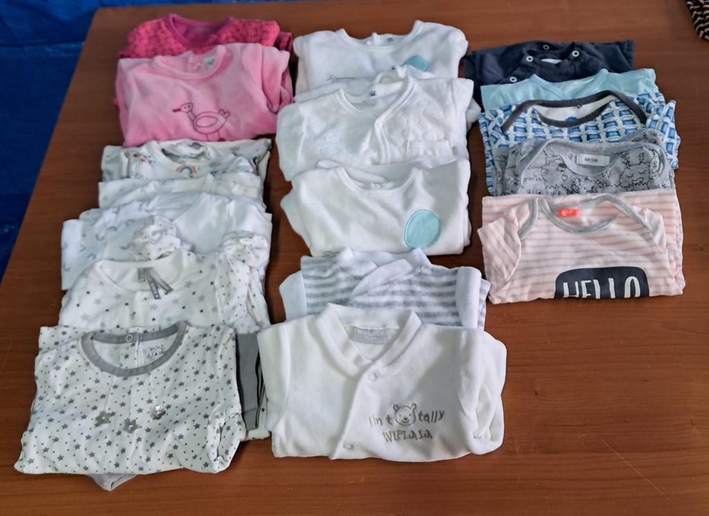 Set van 16 kruippakjes/pyjama's, Kinderen en Baby's, Ophalen of Verzenden, Maat 50
