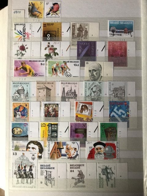 België 1988 Complete jaargang postzegels postfris, Postzegels en Munten, Postzegels | Europa | België, Orginele gom, Ophalen of Verzenden