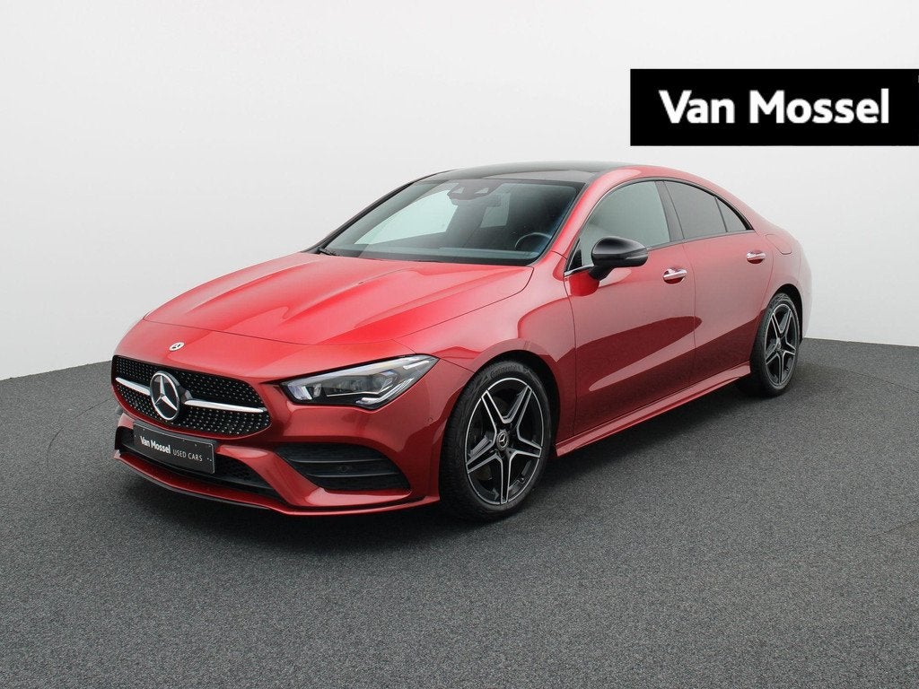 Mercedes-Benz CLA-Klasse 200 AMG Line Coupé + PANORAMISCH D, Rouge, Achat, 140 g/km, 4 portes