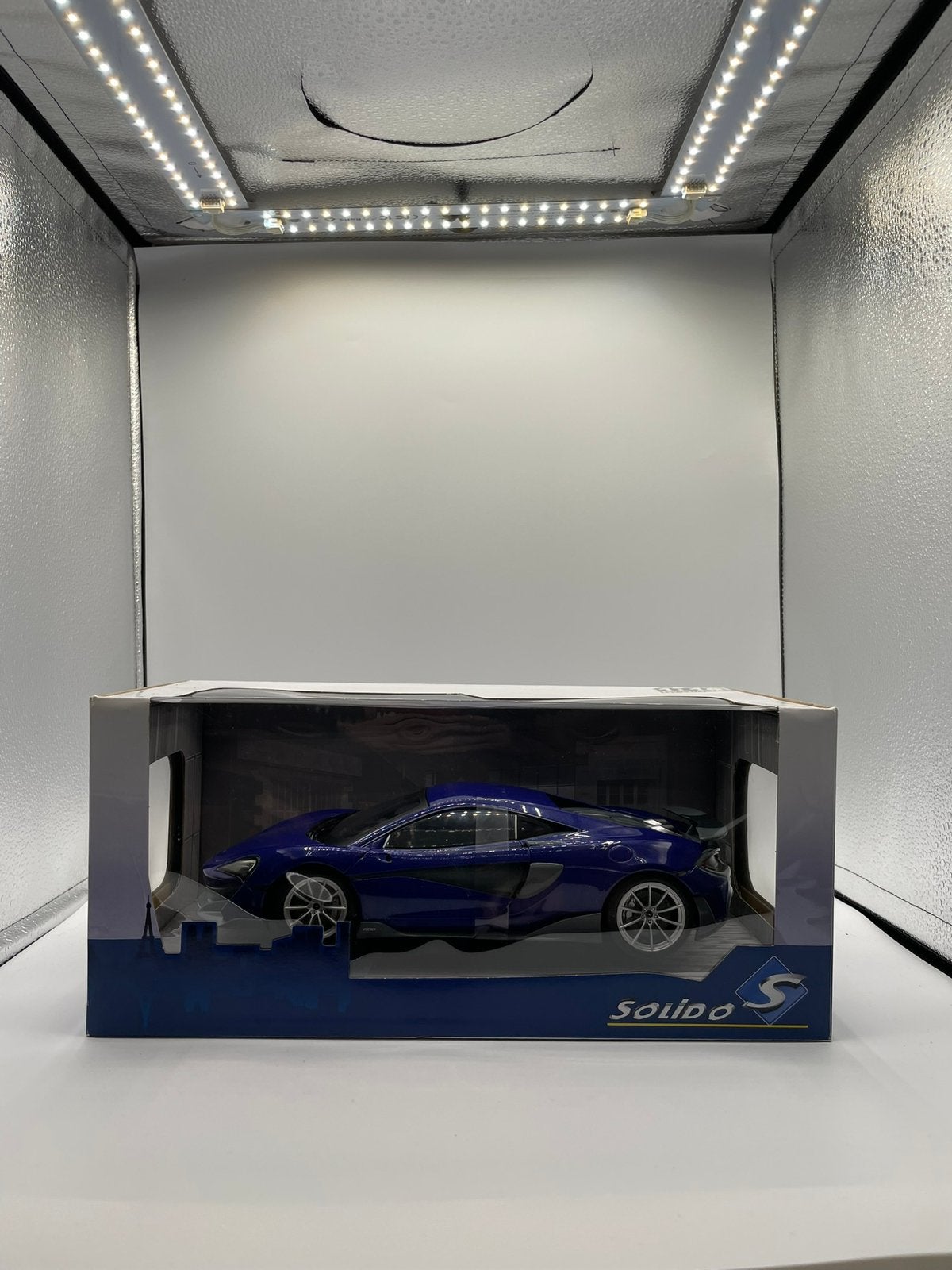 1/18 Mclaren 600 LT Solido, Ophalen, Zo goed als nieuw, Solido