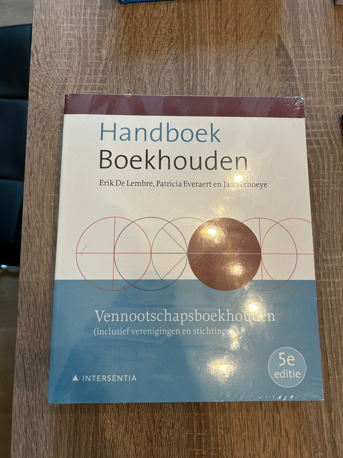 Handboek Boekhouden – Vennootschapsboekhouden 5e ed., Enlèvement, Comme neuf