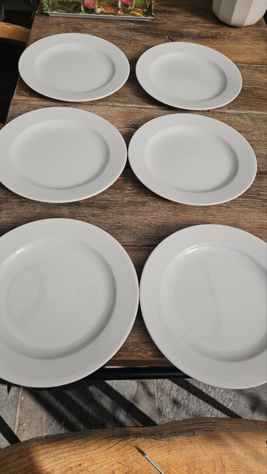 6 mooie grote witte borden. 31cm diameter, Enlèvement, Assiettes(s)