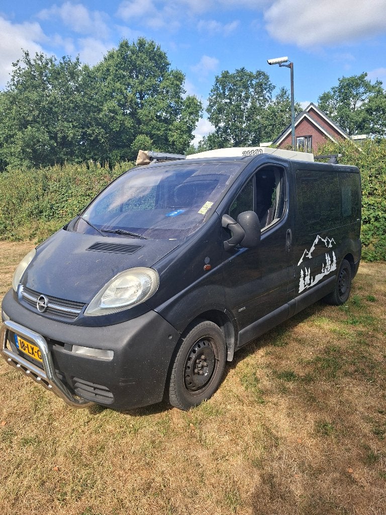 Opel vivaro buscamper benzine 2003 310dkm NL. Camper, Caravans en Kamperen, Mobilhomes, Buscamper of Camperbus, Tot en met 2, Handgeschakeld