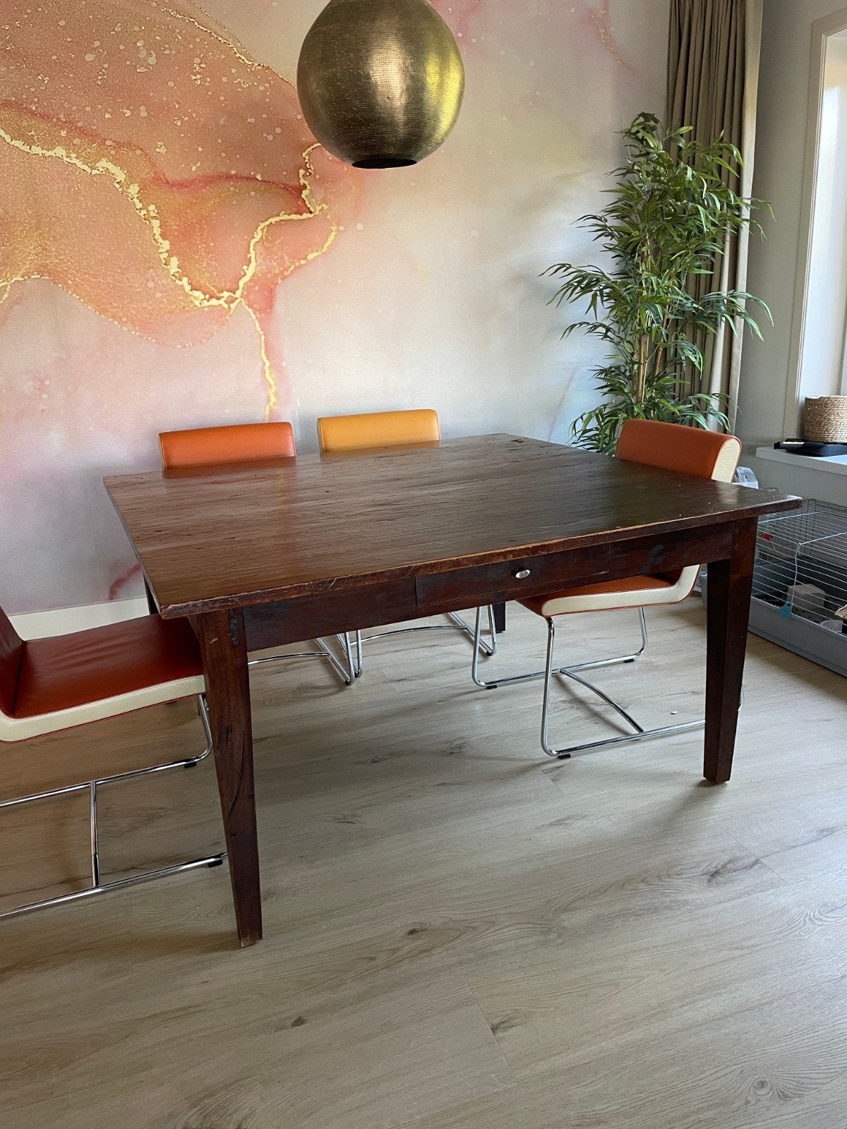 vintage eettafel 1.40x1.40, Huis en Inrichting, Tafels | Eettafels, Ophalen, Gebruikt, Vierkant