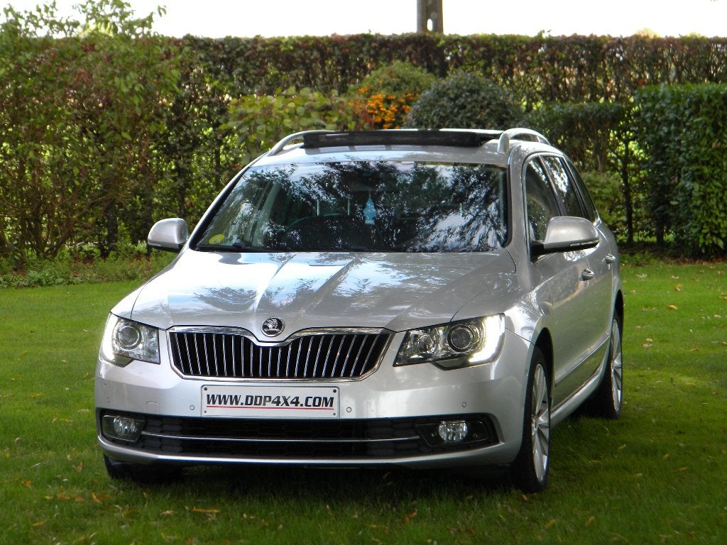 Skoda Superb Break  7990 €  distri ok, Autos, Cuir, 139 g/km, Entreprise, Garantie prolongée