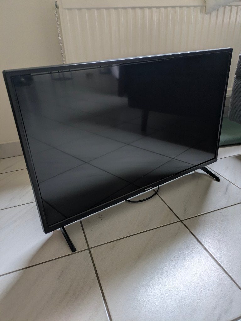 Téléphonie Smart TV 32 pouces, Autres marques, LED, 60 à 80 cm, Comme neuf