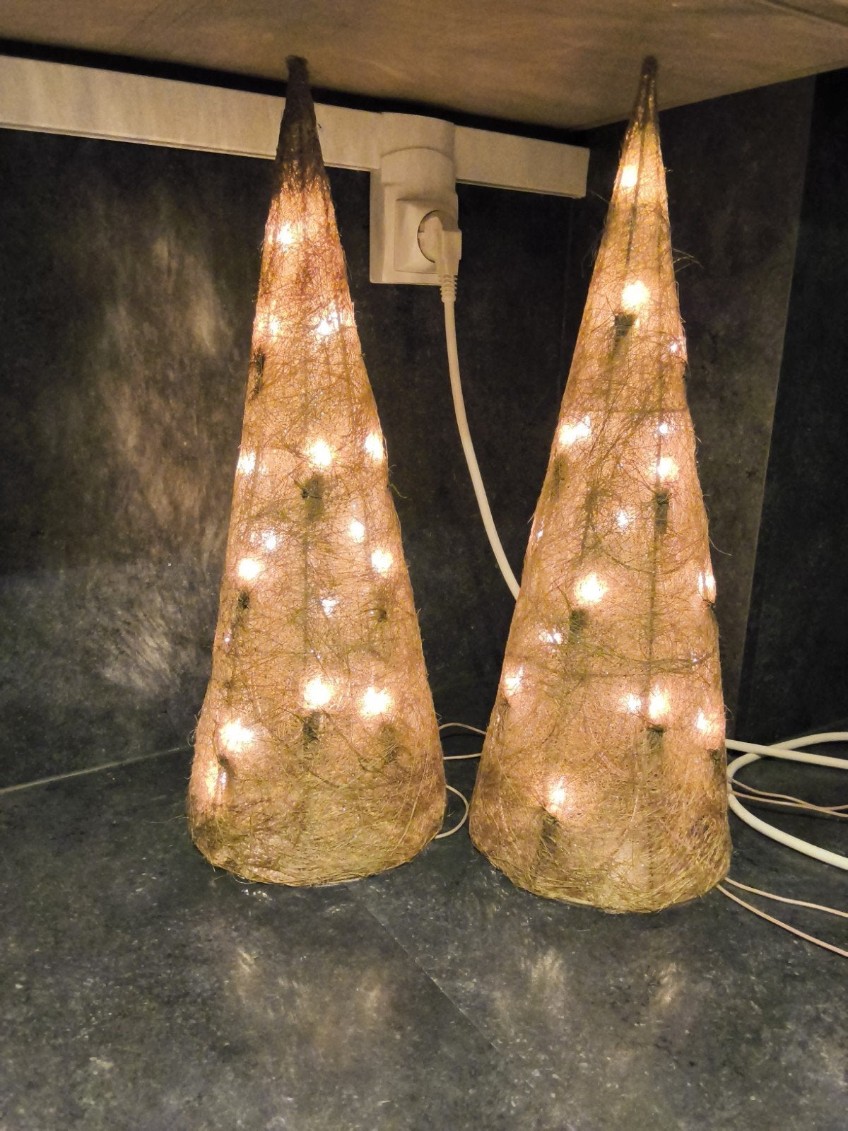 kerst piramides verlichting  ( 2stuks  prijs ), Diversen, Ophalen, Gebruikt
