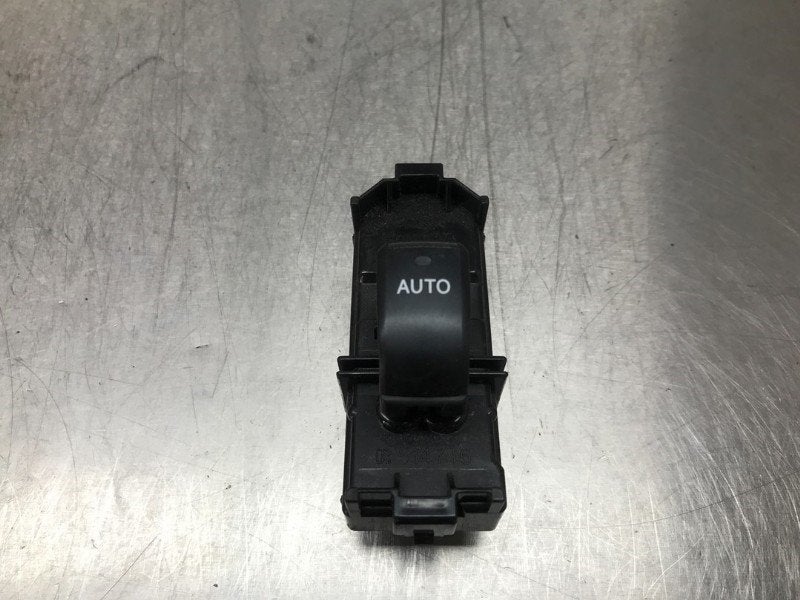 RAAMSCHAKELAAR Toyota Corolla Verso (E12) (01-2001/05-2004), Gebruikt, Toyota