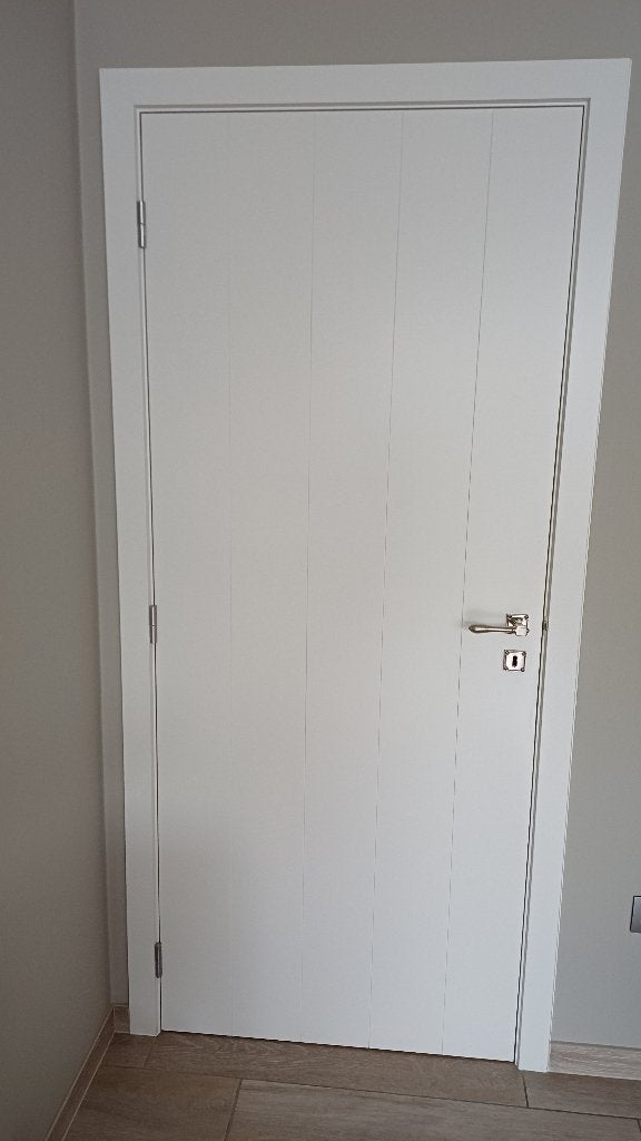 Wit gelakte deur en afkasting ( gereserveerd), Doe-het-zelf en Bouw, Ophalen, Gebruikt, 80 tot 100 cm, Binnendeur