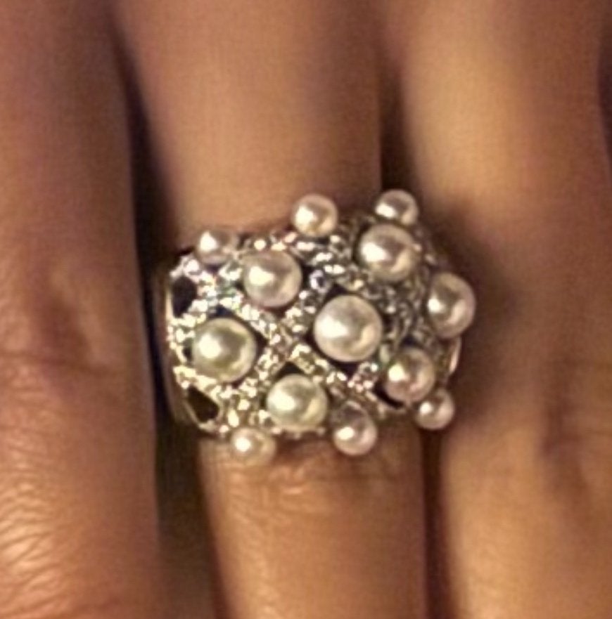 Witgouden ring 18kt met briljanten en cultuurparels, Handtassen en Accessoires, Ringen, Met edelsteen, Wit, Nieuw, Ophalen of Verzenden