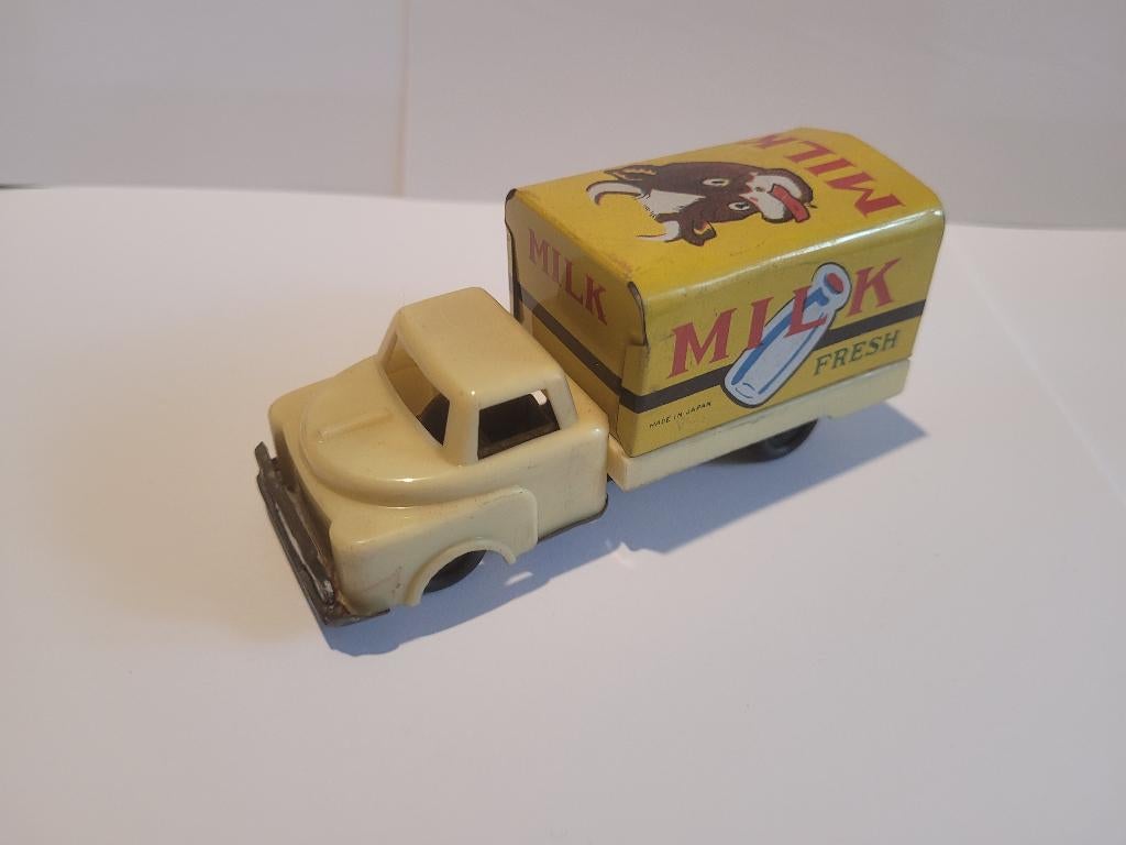 oud speelgoed Ichimura melkwrijvingswagen uit 1960, Ophalen of Verzenden