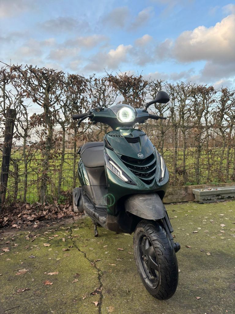 Piaggio Zip 50cc 4t Carb, Vélos & Vélomoteurs, Scooters | Piaggio, Comme neuf, Zip, Enlèvement