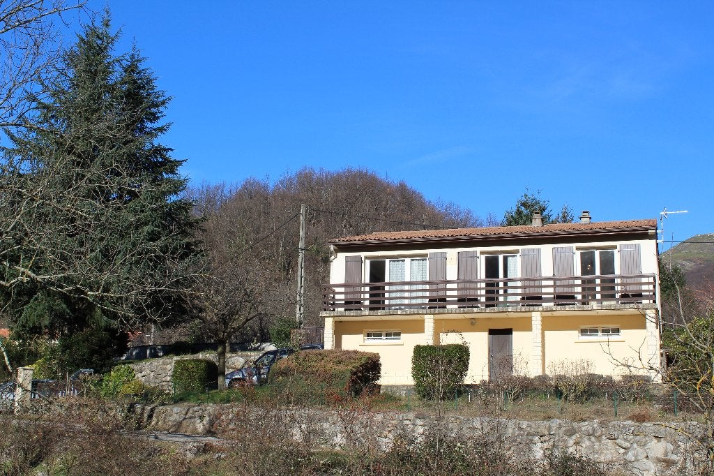 Gite Maison Ardèche au pied de la baignade et rivière, Propriétaire, Maison de campagne ou Villa, Campagne, Lac ou rivière