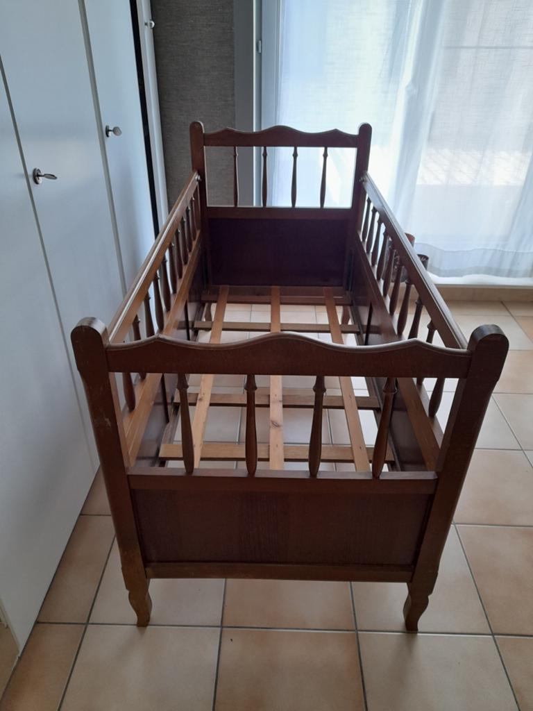 Kinderbed  in eik, Ophalen