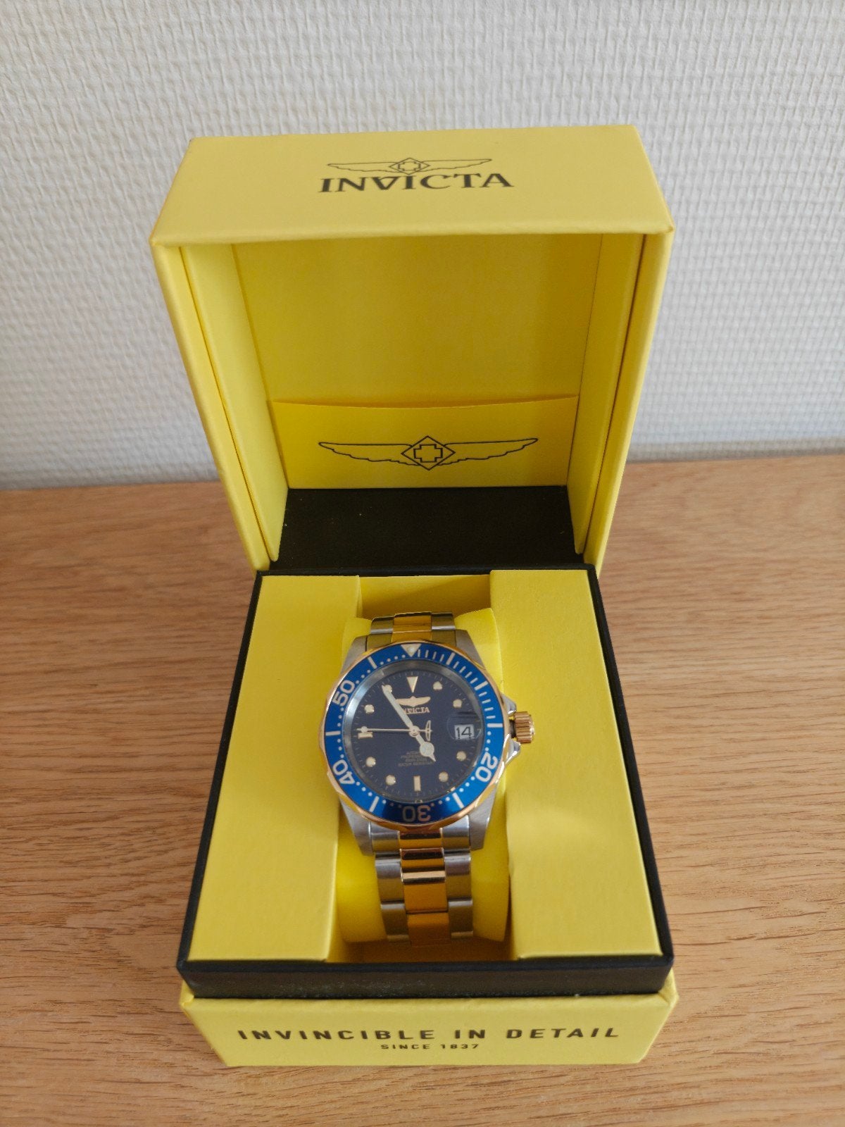 Invicta Submariner, Enlèvement ou Envoi