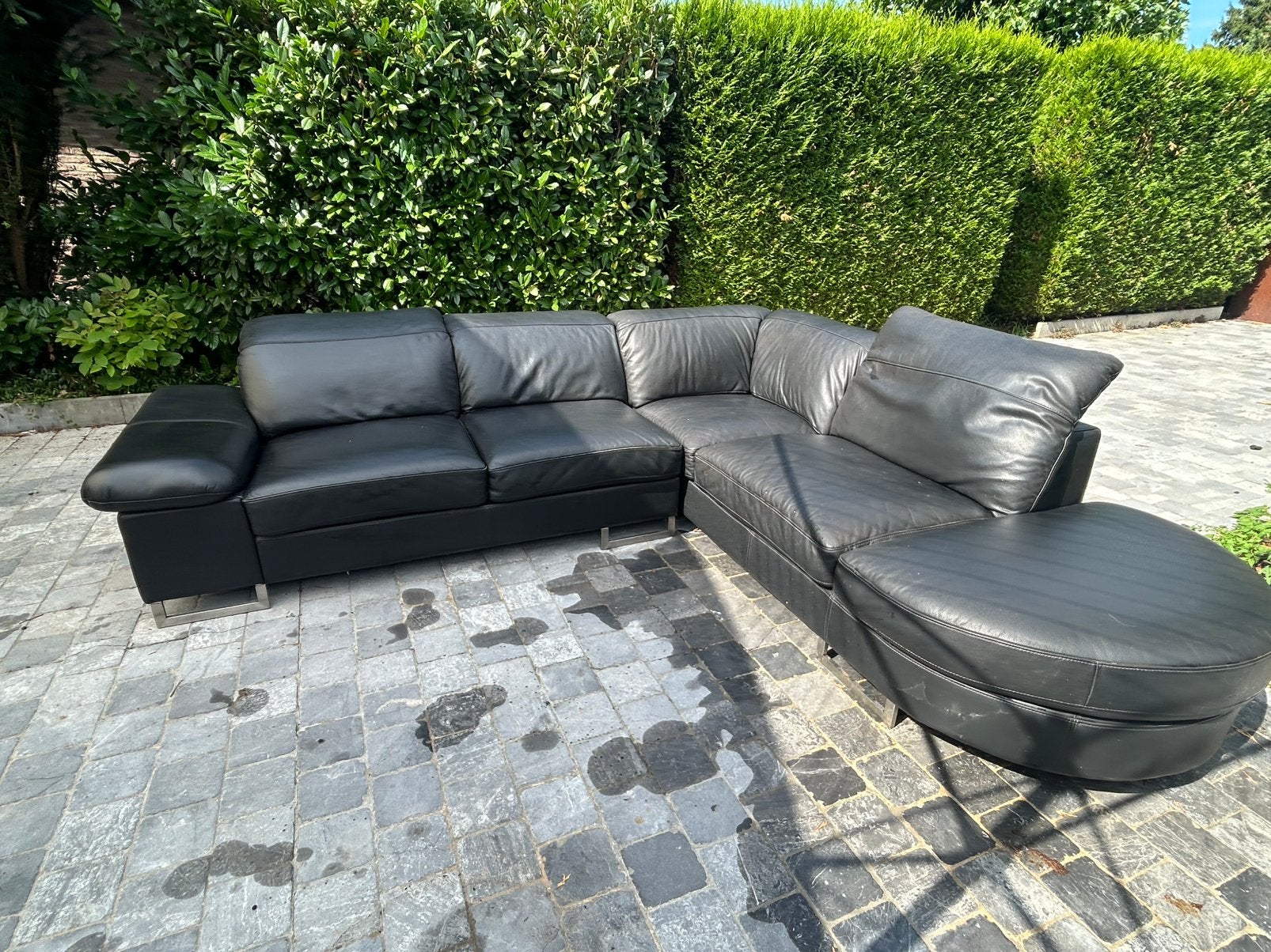 Coin de siège en cuir noir avec chaise longue, Maison & Meubles, Canapés | Coins salons complets, Enlèvement, Utilisé, Cuir, Modern