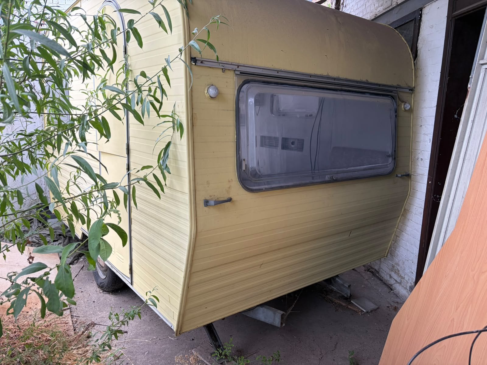 Klein caravannetje met electriciteit ,  zonder dessel !!, Caravans en Kamperen, Particulier