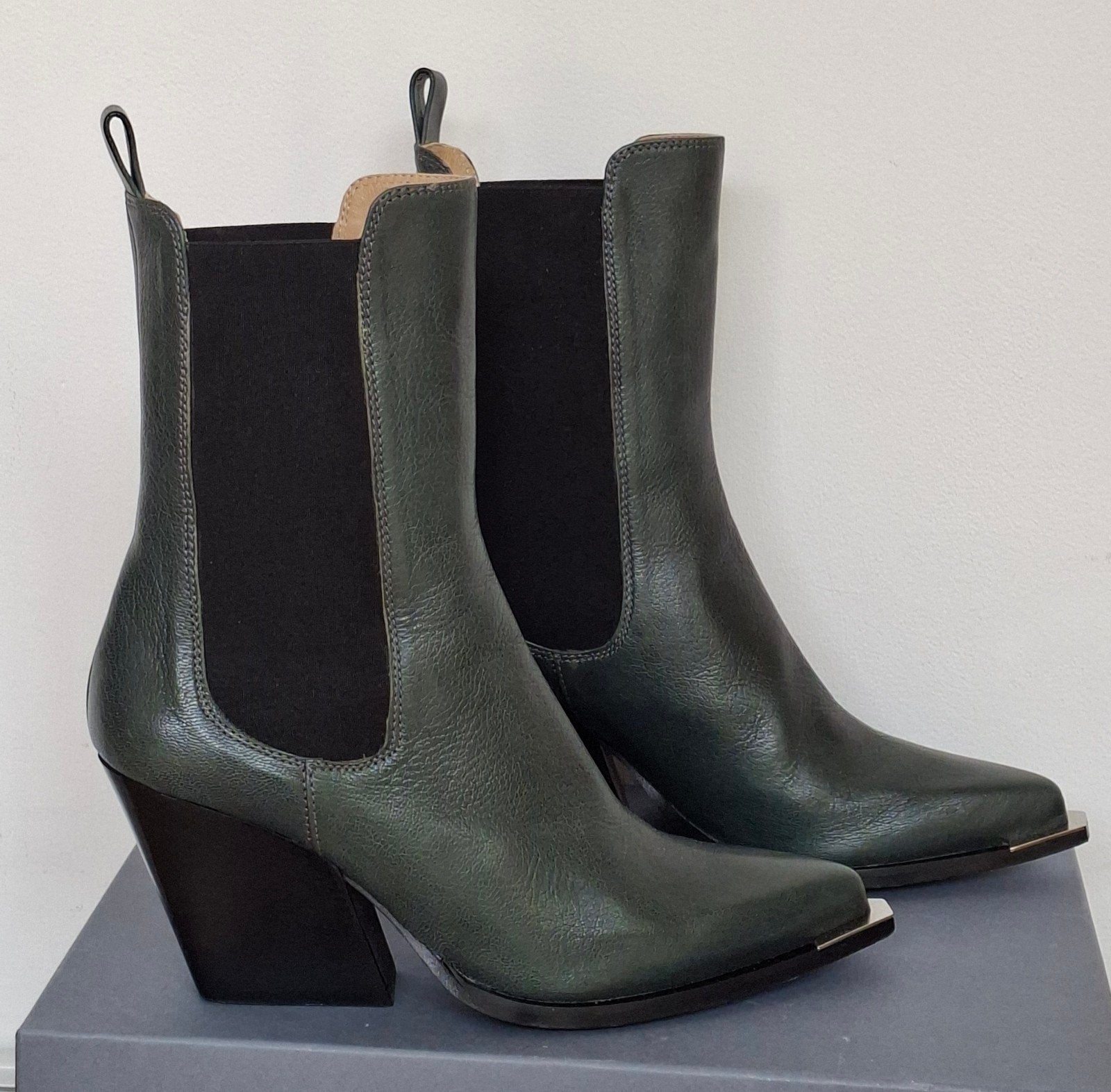 BARBARA BUI.      (NEW 650€!), Ophalen of Verzenden
