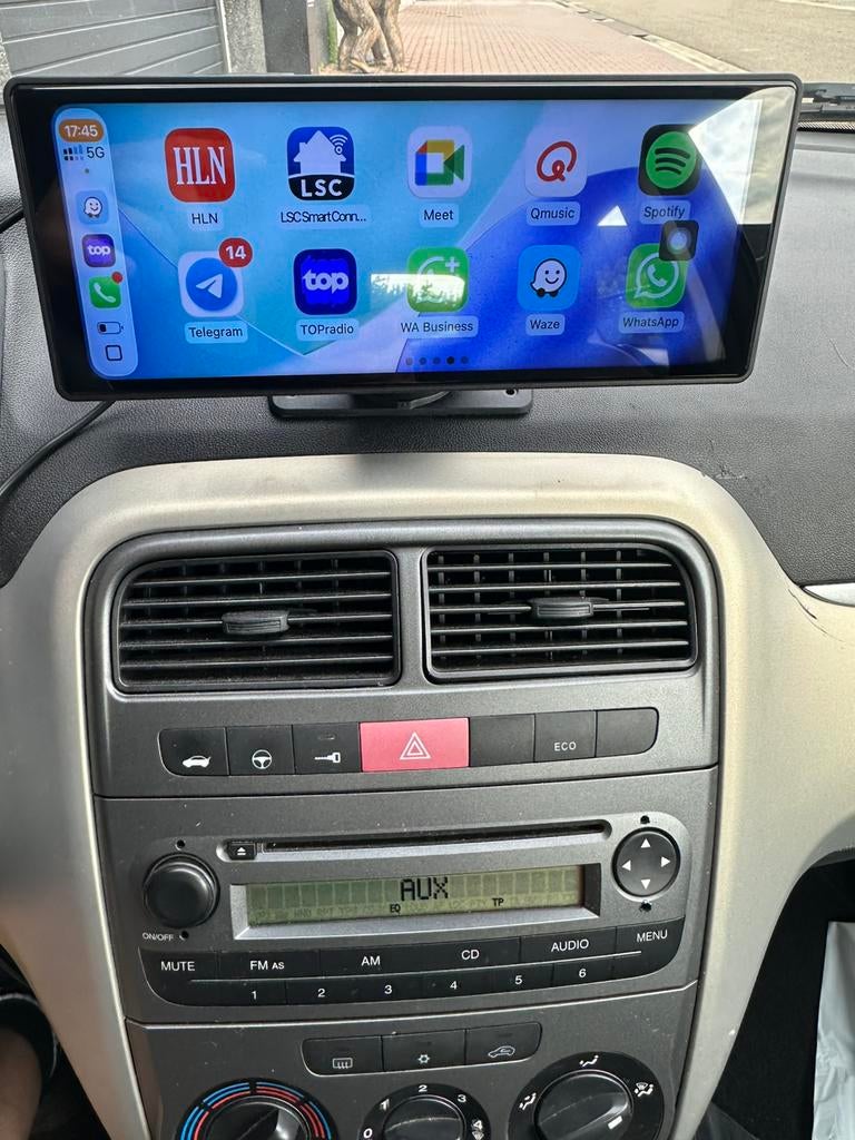 Fiat Punto 1.4 benzine AUTOMAAT met CarPlay, airco & keuring, 4 zetels, Stof, Zwart, 4 cilinders