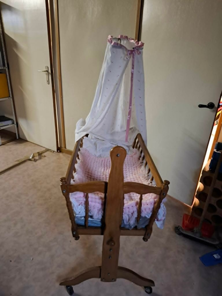 houten kinderwieg, Ophalen, Gebruikt, Overige typen