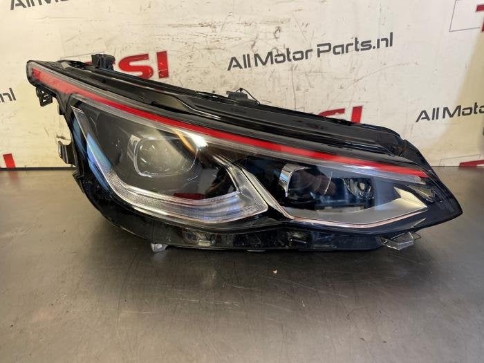 Phare droit d'un Volkswagen Golf, Autos : Pièces & Accessoires, Volkswagen, -, 3 mois de garantie, Utilisé