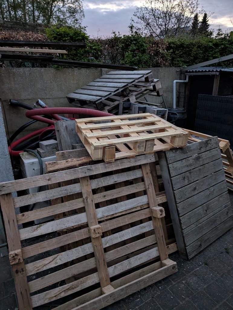 Palletten gratis af te halen, Doe-het-zelf en Bouw, Hout en Planken, Gebruikt, Pallet, Grenen, Ophalen
