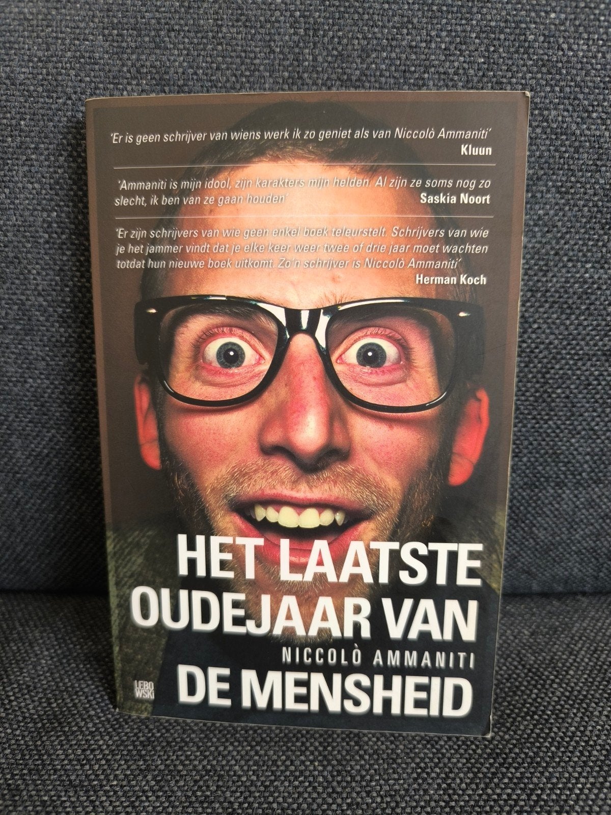 Het laatste oudejaar van de mensheid (Niccolo Ammaniti), Boeken, Literatuur, Ophalen