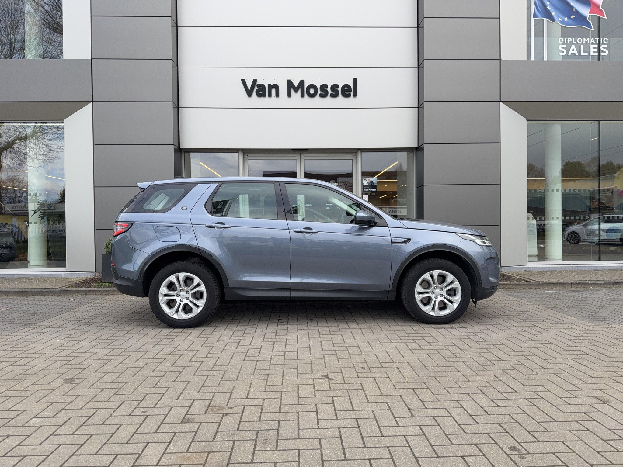 Land Rover Discovery Sport P300e S AWD (bj 2020, automaat), Auto's, Automaat, Gebruikt, Zwart, Leder