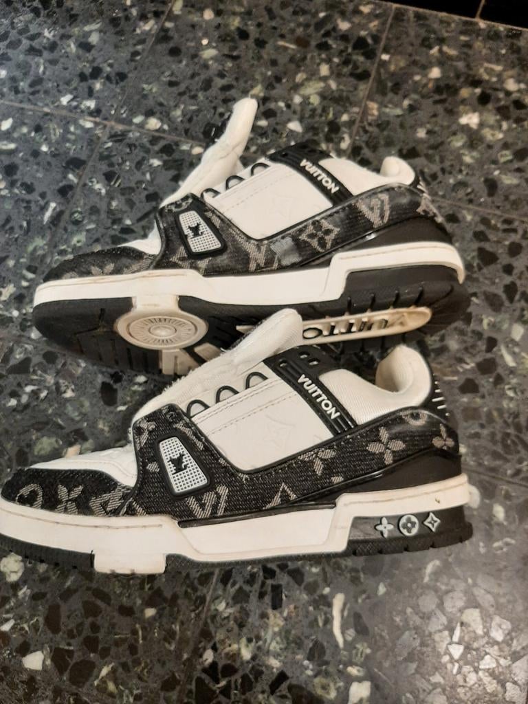 Basket Louis Vuitton, Enlèvement ou Envoi