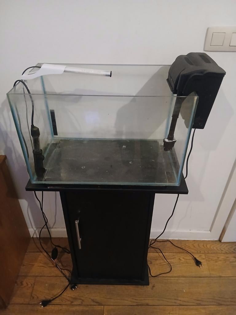 Aquarium 70 litre avec meuble, Enlèvement, Chauffage